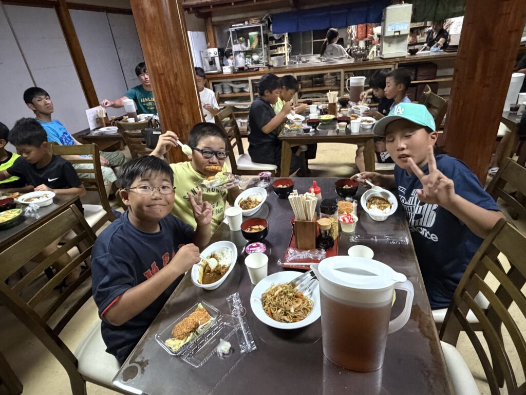 EBC夏合宿 食事風景